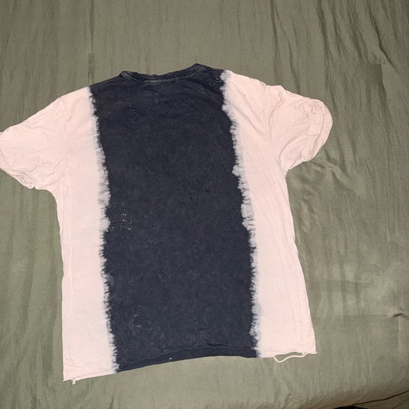 Buckle Black and Gray Short Sleeve Tee - Picture 4 of 4